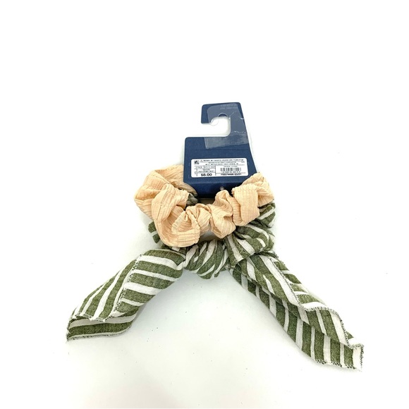 Universal Thread Boho Summer Green Cream Twisters Hair Tie Scrunchie Set 2 Pack - Picture 2 of 8